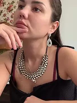MiraMiss from StripChat is Freechat