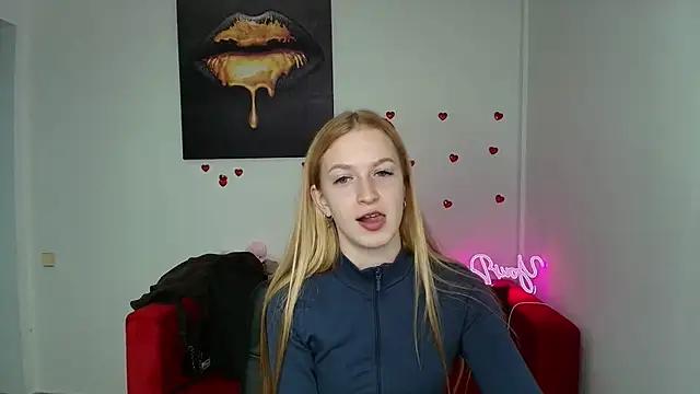 Check-out your craziest wishes with our pick of gaming cams models, featuring big knockers, round tails and tight twats.