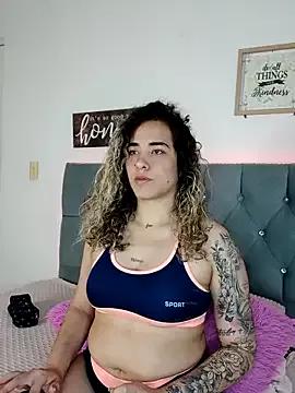 Check-out your craziest wishes with our pick of gaming cams models, featuring big knockers, round tails and tight twats.