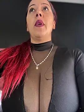 Check-out your craziest wishes with our pick of gaming cams models, featuring big knockers, round tails and tight twats.