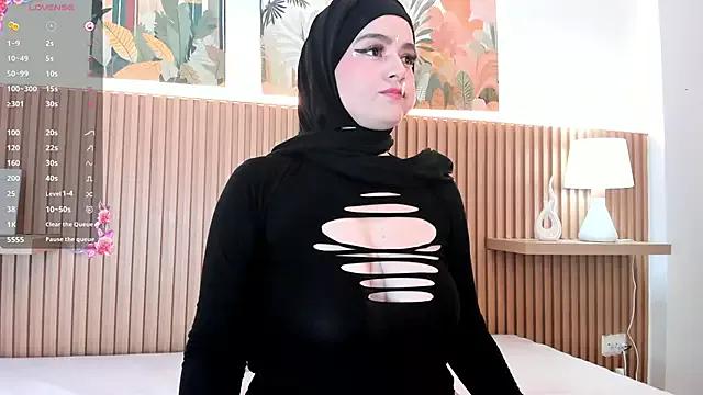 miss_arabicc from StripChat is Freechat
