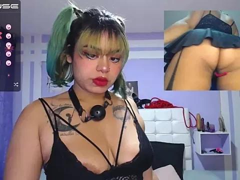 Check-out your craziest wishes with our pick of gaming cams models, featuring big knockers, round tails and tight twats.
