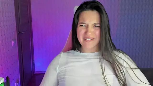 Check-out your craziest wishes with our pick of gaming cams models, featuring big knockers, round tails and tight twats.