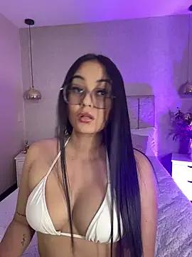Check-out your craziest wishes with our pick of gaming cams models, featuring big knockers, round tails and tight twats.