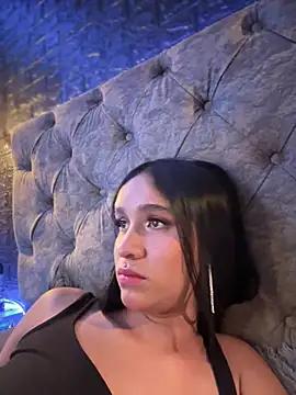 Check-out your craziest wishes with our pick of gaming cams models, featuring big knockers, round tails and tight twats.