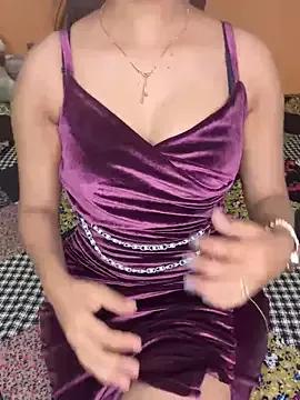 Miss_magicqueen from StripChat is Freechat