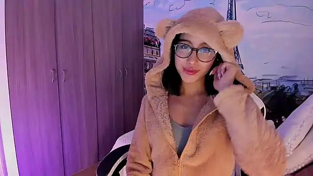 Check-out your craziest wishes with our pick of gaming cams models, featuring big knockers, round tails and tight twats.