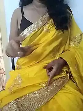 Miss_sruthi from StripChat is Freechat