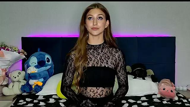 Check-out your craziest wishes with our pick of gaming cams models, featuring big knockers, round tails and tight twats.