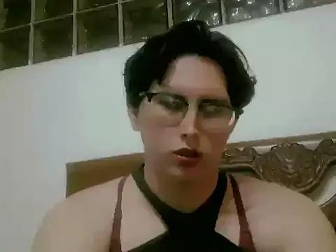 MissmissyEc from StripChat is Freechat