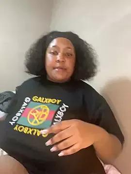 Missmoox24 from StripChat is Freechat