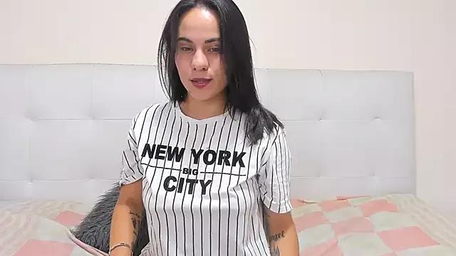 Check-out your craziest wishes with our pick of gaming cams models, featuring big knockers, round tails and tight twats.