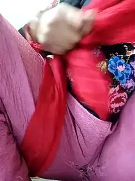 Mohni_love from StripChat is Freechat