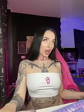 Check-out your craziest wishes with our pick of gaming cams models, featuring big knockers, round tails and tight twats.