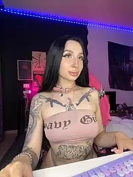 Check-out your craziest wishes with our pick of gaming cams models, featuring big knockers, round tails and tight twats.