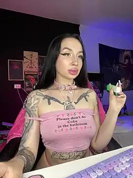 Check-out your craziest wishes with our pick of gaming cams models, featuring big knockers, round tails and tight twats.