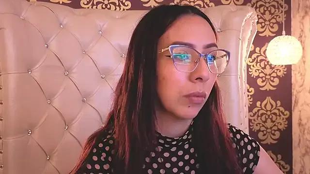 Molly_Evens_Ky from StripChat is Freechat