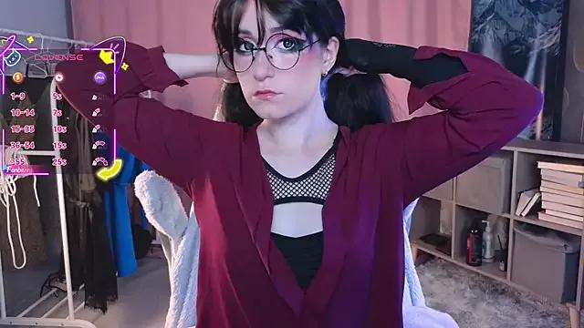 Check-out your craziest wishes with our pick of gaming cams models, featuring big knockers, round tails and tight twats.