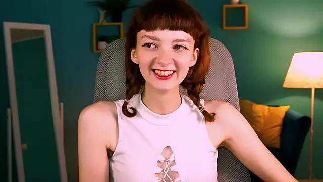 MollyJiggles from StripChat is Freechat