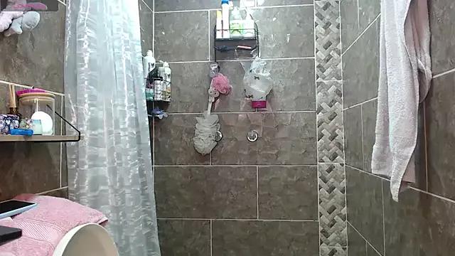 mollyshake1 from StripChat is Freechat