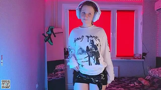 Check-out your craziest wishes with our pick of gaming cams models, featuring big knockers, round tails and tight twats.