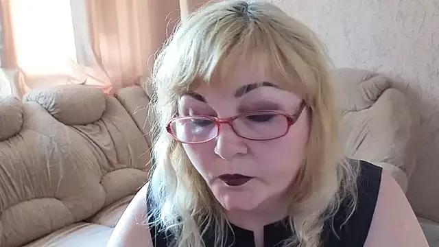 Mona_fix from StripChat is Freechat