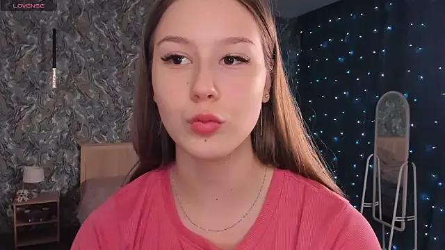 Photos of MondoNeko from StripChat is Freechat