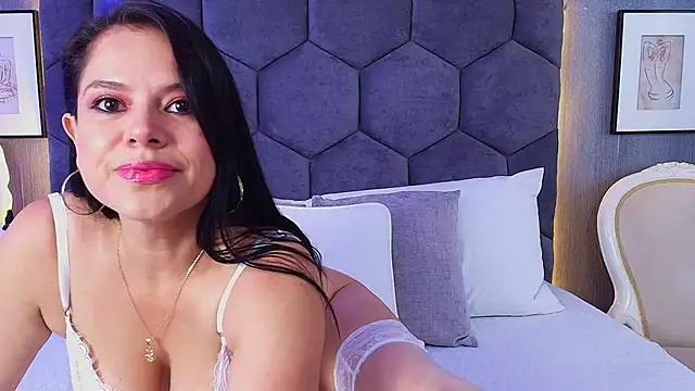 Check-out your craziest wishes with our pick of gaming cams models, featuring big knockers, round tails and tight twats.
