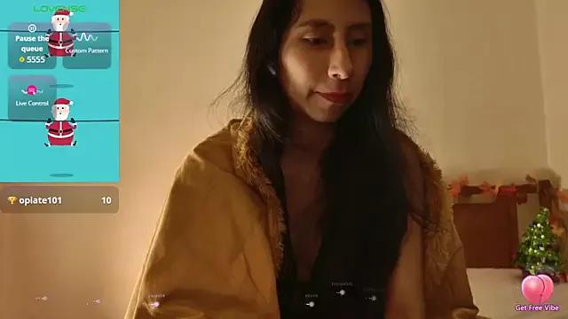 MoonLipsON- from StripChat is Freechat