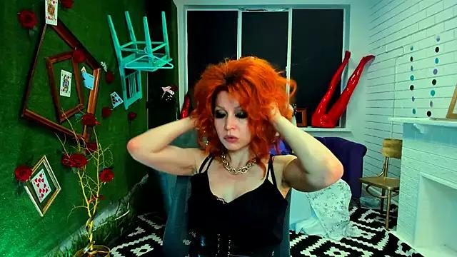 MorenaFeetara from StripChat is Freechat