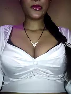Mr-n-miss from StripChat is Freechat