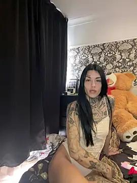 Check-out your craziest wishes with our pick of gaming cams models, featuring big knockers, round tails and tight twats.