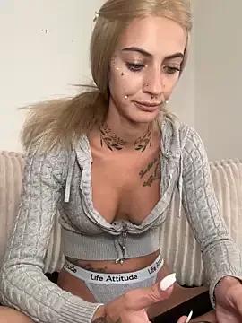 Check-out your craziest wishes with our pick of gaming cams models, featuring big knockers, round tails and tight twats.