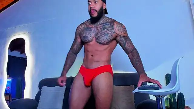 muscle_man16 from StripChat is Freechat