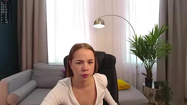 Check-out your craziest wishes with our pick of gaming cams models, featuring big knockers, round tails and tight twats.