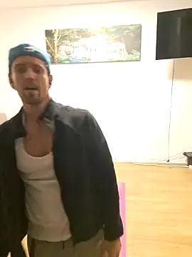 Mystery_Mark from StripChat is Freechat