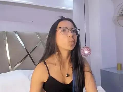Nai_Blue from StripChat is Freechat