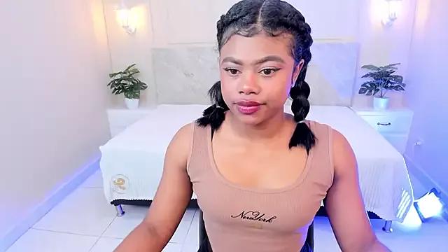 NaomiEmber6 from StripChat is Freechat