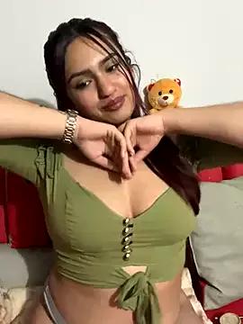 Check-out your craziest wishes with our pick of gaming cams models, featuring big knockers, round tails and tight twats.