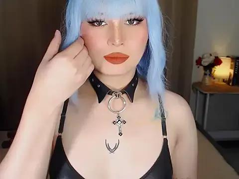 Check-out your craziest wishes with our pick of gaming cams models, featuring big knockers, round tails and tight twats.