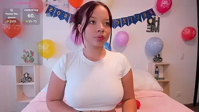 Check-out your craziest wishes with our pick of gaming cams models, featuring big knockers, round tails and tight twats.