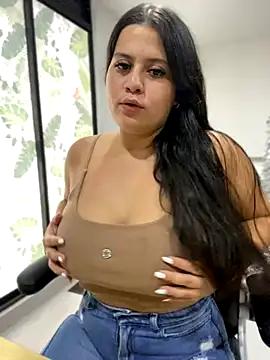 Check-out your craziest wishes with our pick of gaming cams models, featuring big knockers, round tails and tight twats.
