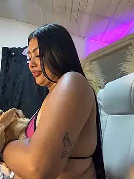 Check-out your craziest wishes with our pick of gaming cams models, featuring big knockers, round tails and tight twats.