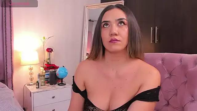 Check-out your craziest wishes with our pick of gaming cams models, featuring big knockers, round tails and tight twats.