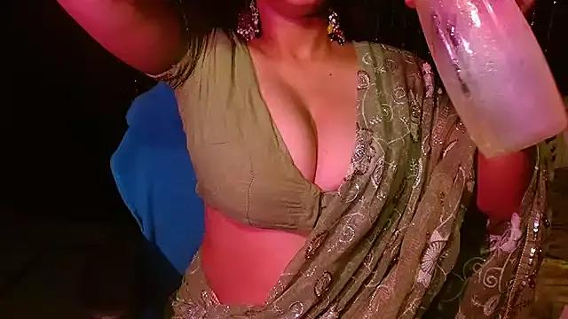 Check-out your craziest wishes with our pick of gaming cams models, featuring big knockers, round tails and tight twats.