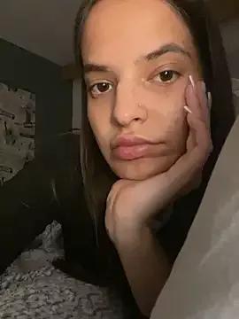 NaughtyGirl12 from StripChat is Freechat