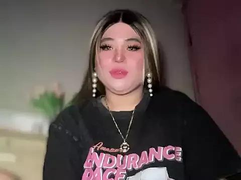 Naughtyrosecum from StripChat is Freechat