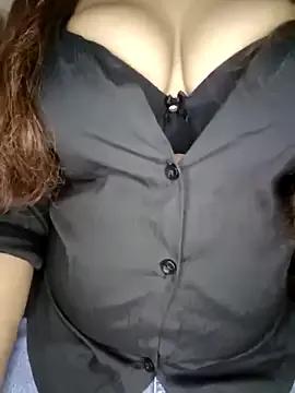 nehaurangel from StripChat is Freechat