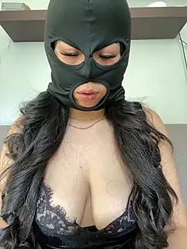 Check-out your craziest wishes with our pick of gaming cams models, featuring big knockers, round tails and tight twats.