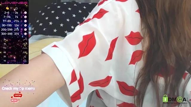 Check-out your craziest wishes with our pick of gaming cams models, featuring big knockers, round tails and tight twats.